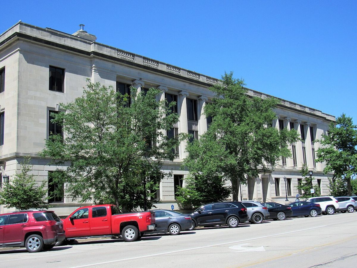 Cedar Rapids City Hall building